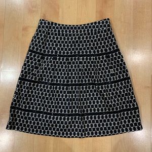 Ann Taylor LOFT black and white skirt
